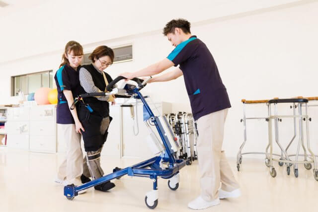 リハビリテーション部